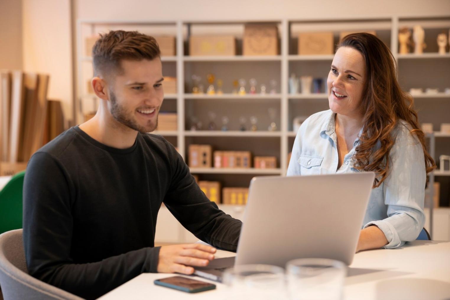Financial planning materials and budgeting tools used in LinkFlowPortal educational programs